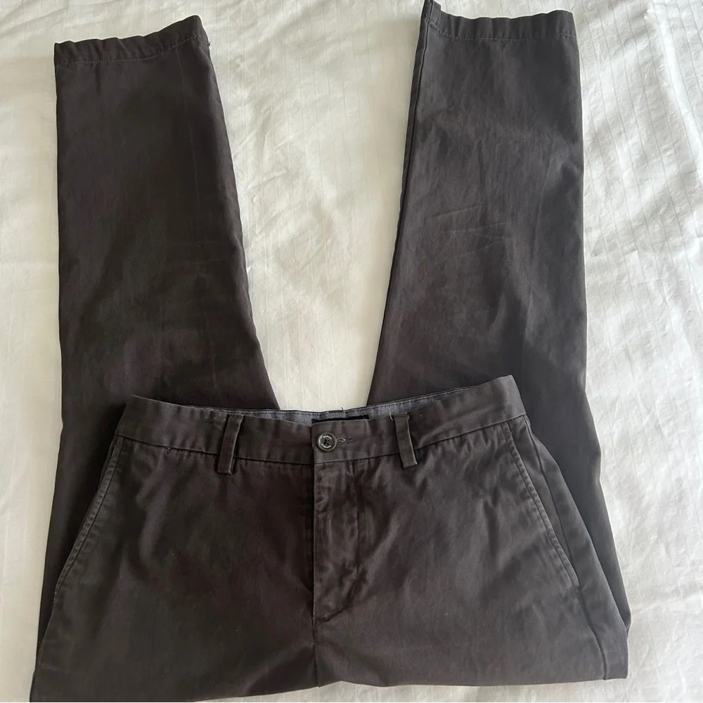 Banana Republic Men's Straight Fit Emerson Chino Sharp Grey Size 30x30